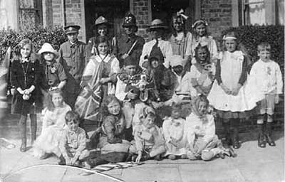 Children's Peace Celebrations in 1919, Lopen Road, Edmonton, north London