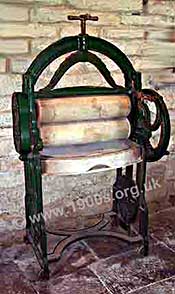 old Victoirian / Edwardian mangle
